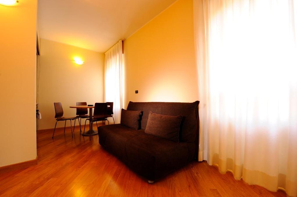 Corvetto Residence Porto Di Mare Милан Номер фото